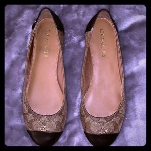 Coach flats